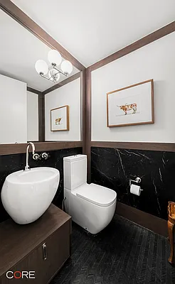 Rented by CORE | media 5