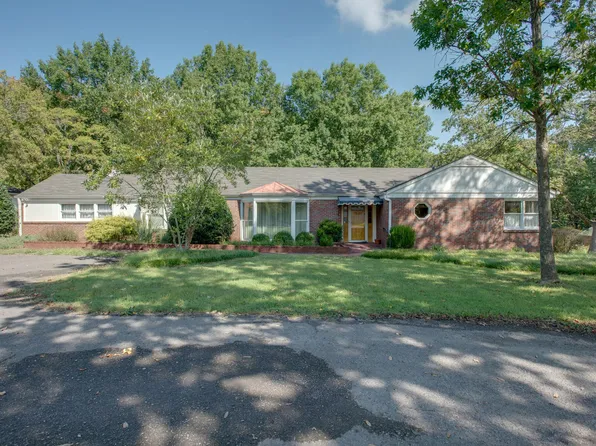 6420 Currywood Dr, Nashville, TN 37205