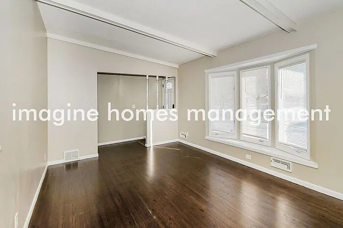 4 bed, 2.0 bath, 2000 sqft, $2,695 — Photo 2