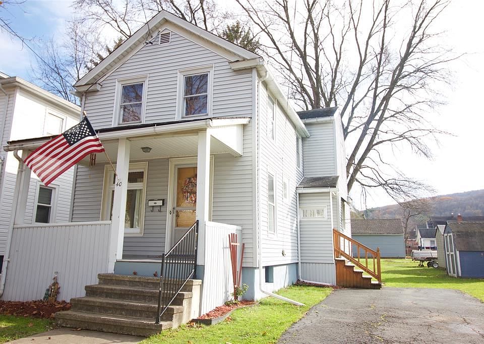 1st image of 40 Jackson St