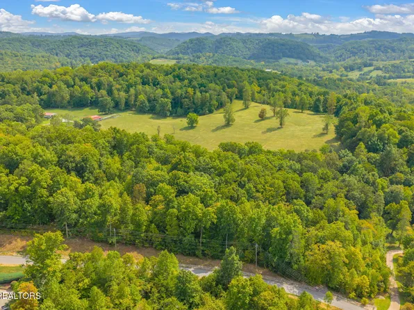 148 Hickory Pointe Ln, Maynardville, TN 37807