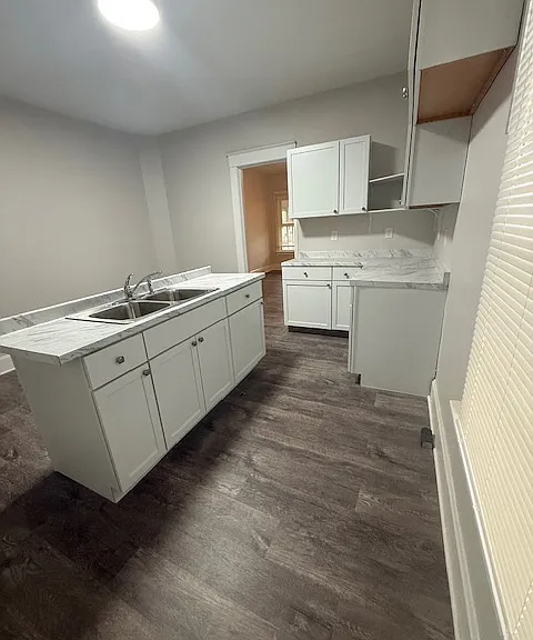1409 Young St #1 — Photo 5