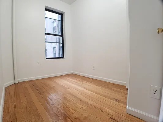 Rented by Keller Williams NYC | media 23