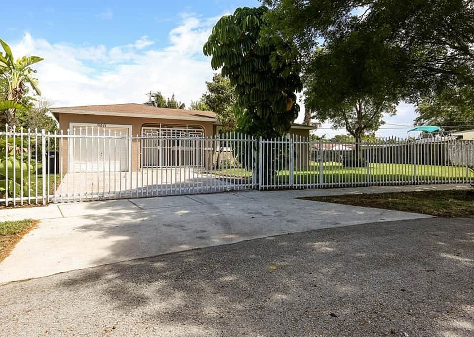 1st image of 9511 Toni Dr