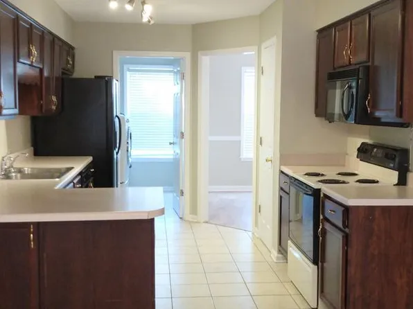 1228 Thornton Cv, Cordova, TN 38016