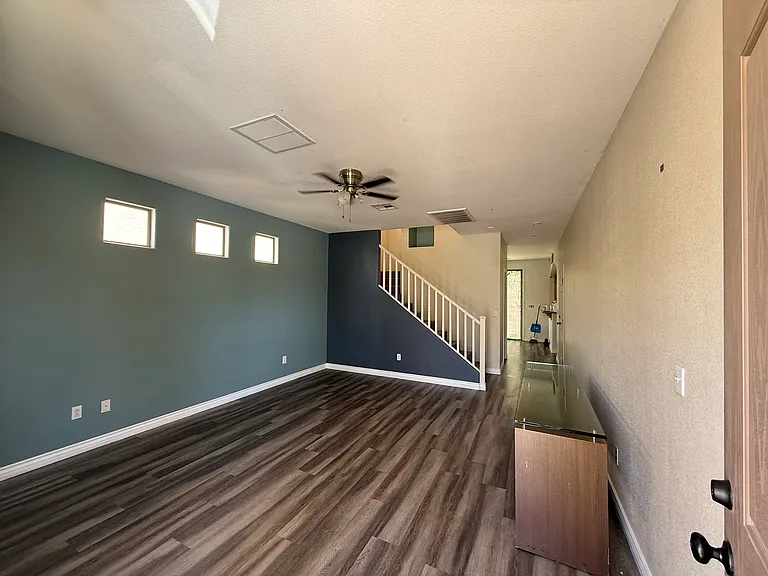 9589 Villa Adastra Ave — Photo 2
