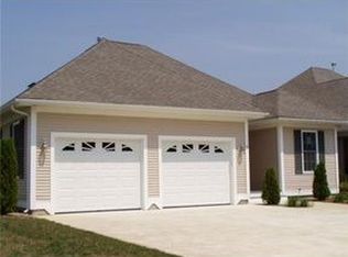 35 Enzo Dr, Coventry, RI 02816