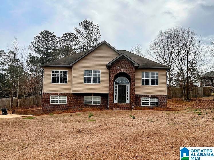 1st image of 20 Parkwood Ln