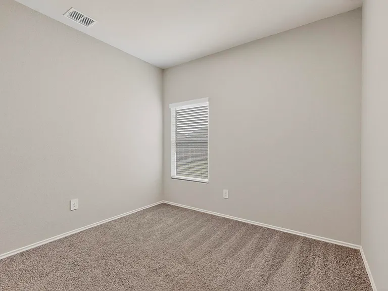 3038 Laguna Clfs — Photo 11