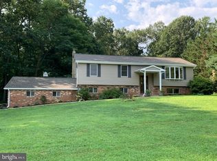 7157 Bunker Hill Rd, The Plains, VA