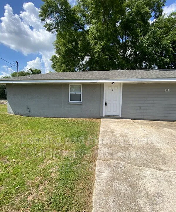 318 Auburn Dr #A