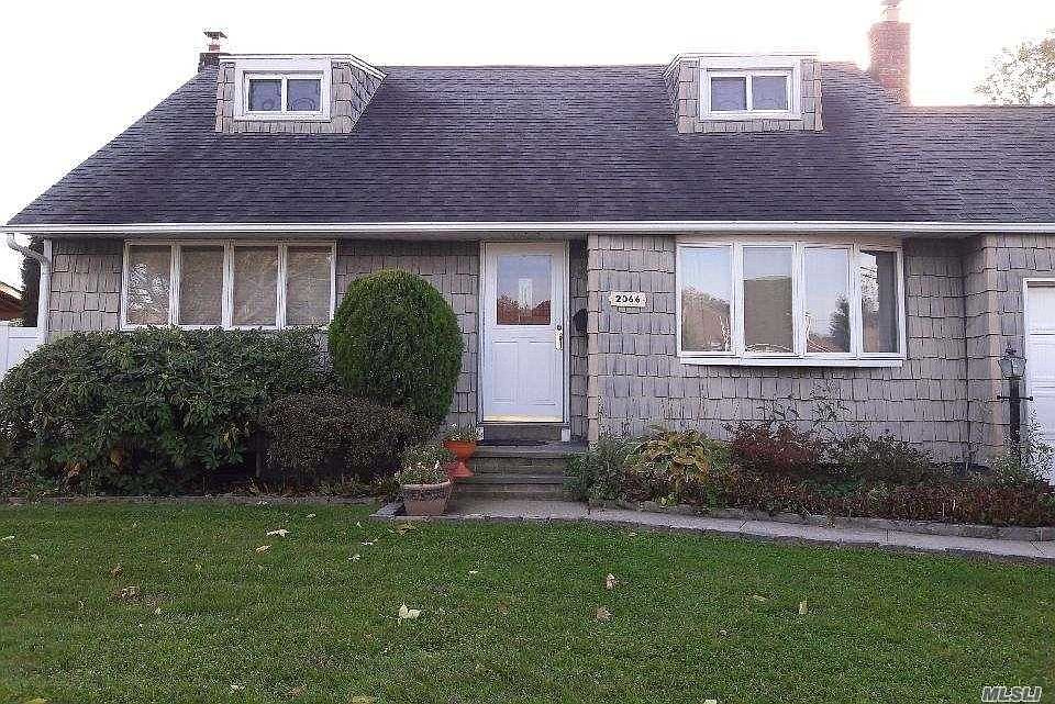 1st image of 2066 Seaford Ave