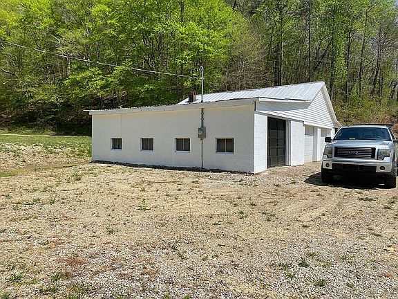 2nd image of 7466 Hawkins Branch Rd
