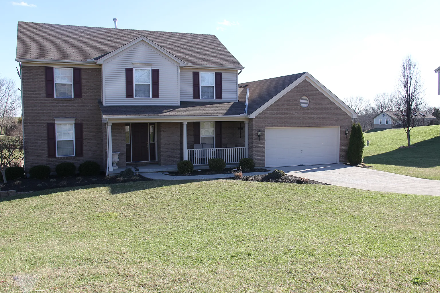 5639 Berkshire Dr photo 1