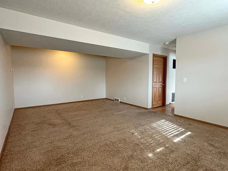 4332 N Hws Cleveland Blvd — Photo 18