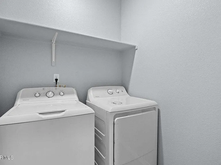 1021 Ultrastar Pl — Photo 20