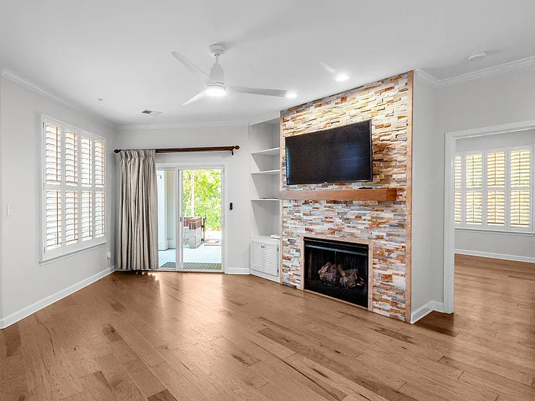 714 Northeast Dr #52 — Photo 25
