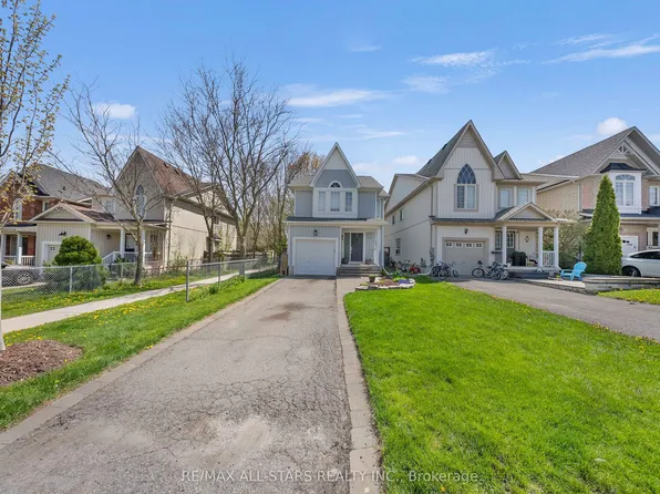 58 Margaret Graham Cres, East Gwillimbury, ON L0G 1M0