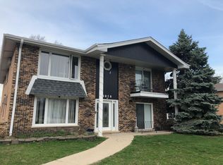 8818 W 85th St APT 2W, Justice, IL 60458