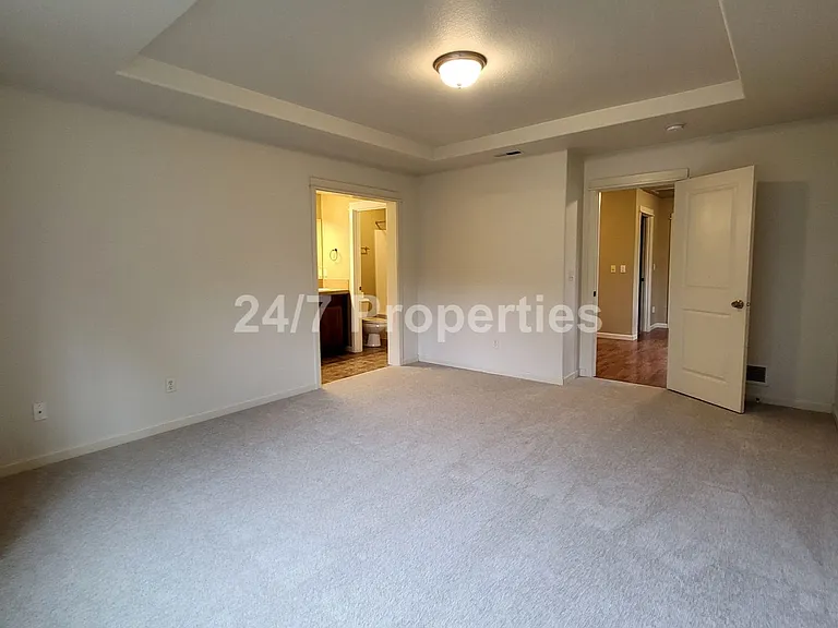 15469 SE Eckert Ln — Photo 13