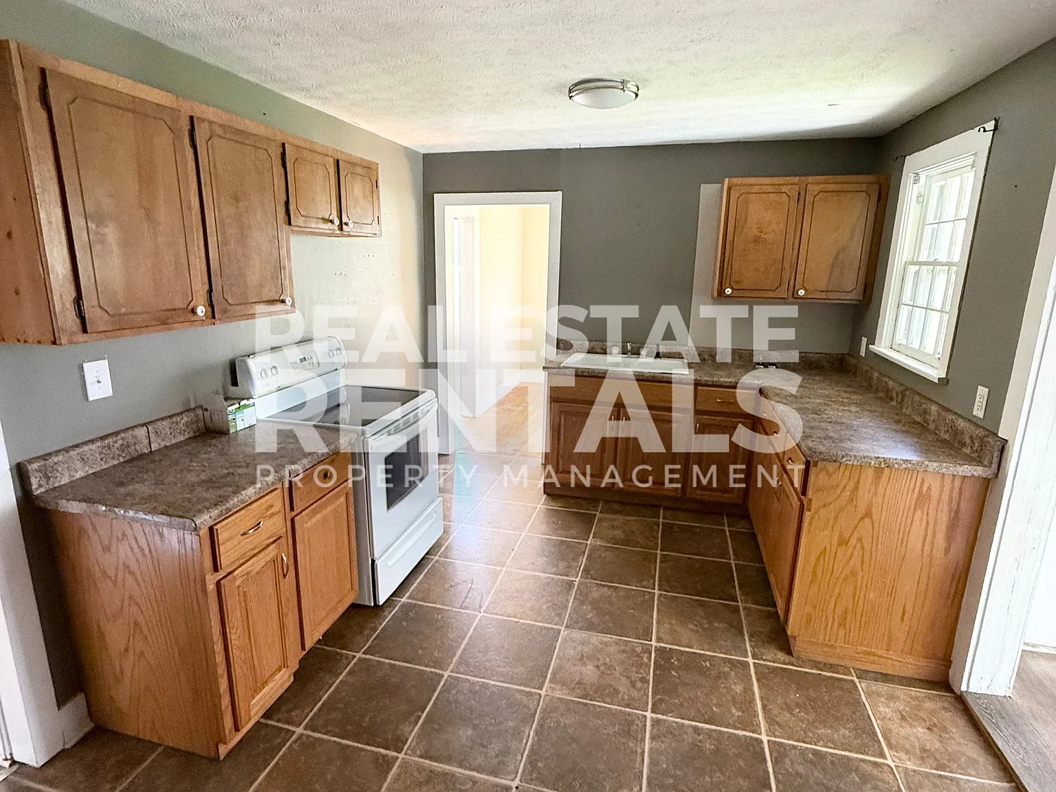 3707 Michael Ann Ave - 309 — Photo 4