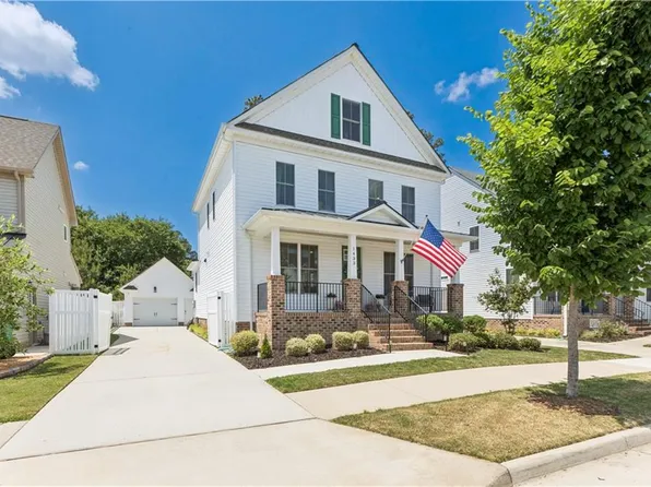 1433 Waltham Ln, Newport News, VA 23608