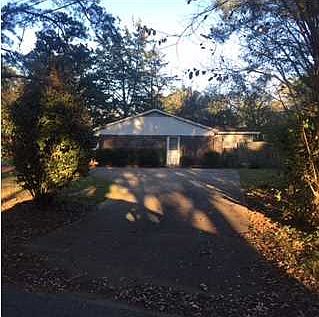 2nd image of 2452 Brooks Ct