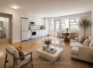 95 Lawton Blvd #407, Toronto, ON M4V 1Z8