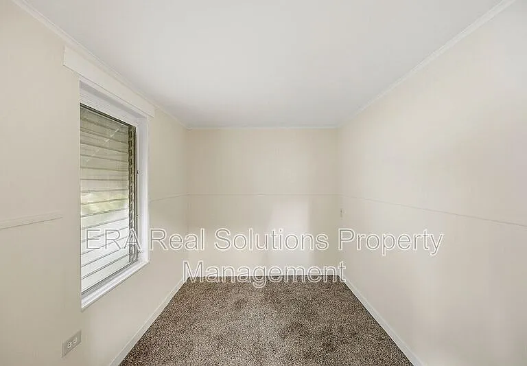 2028 W Galbraith Rd — Photo 25