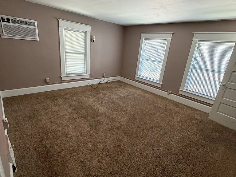 714 W Canedy St #2 — Photo 5