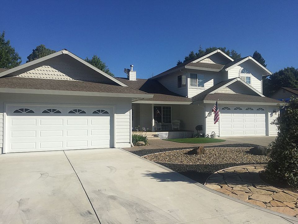 1st image of 211 Moll Dr