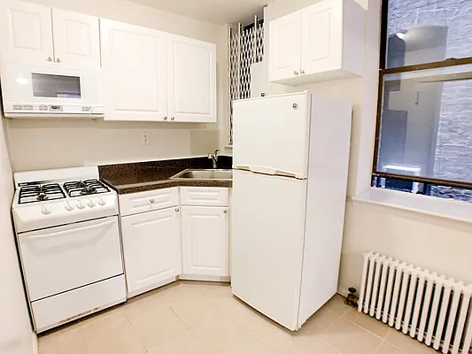 Rented by Corcoran | media 10