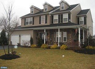 For Sale: 1430 BELLEVUE LN, Souderton, PA 18964