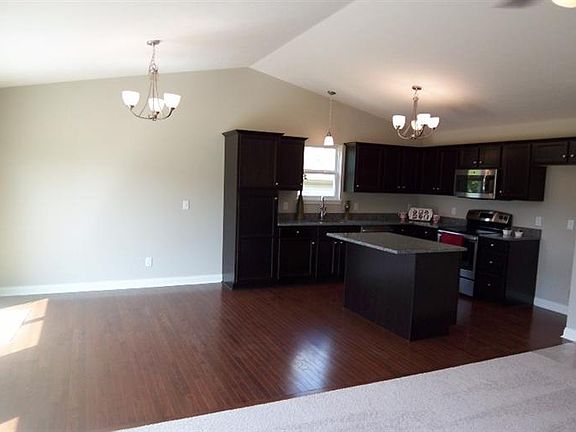 3rd image of 305 Red Cedar Ct