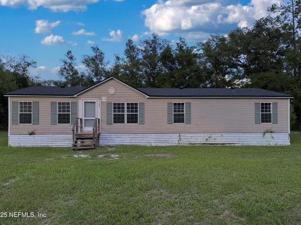 132 LONG Road, Interlachen, FL 32148