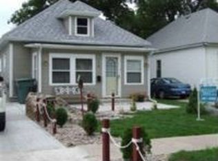 138 E 3rd St, Hastings, NE 68901