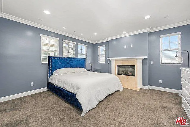 3976 Tilden Ave — Photo 17