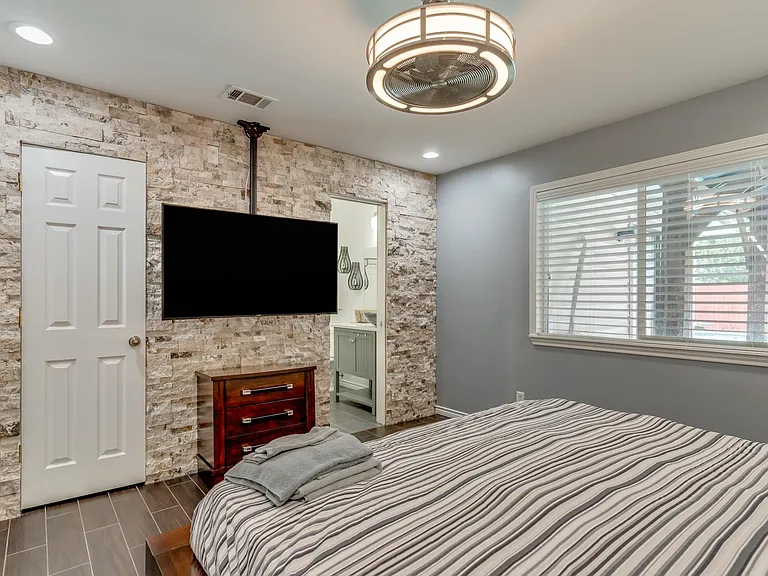 2117 Benjamin Rd — Photo 4