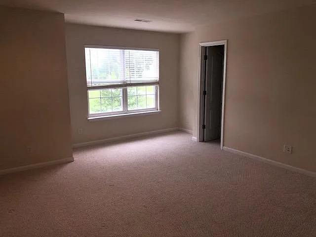 405 Dueling Way — Photo 8