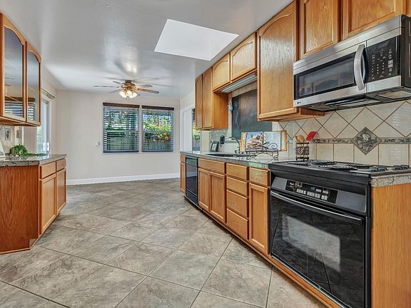 2nd image of 221 Claremont Ave