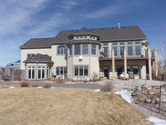 3rd image of 9911 Bell Ln