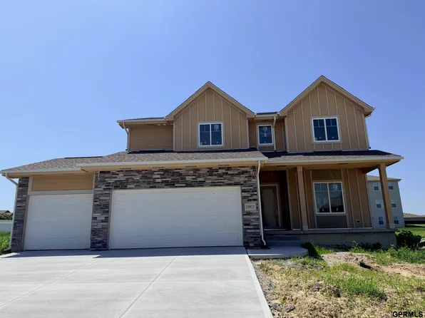 19971 Cinnamon St, Omaha, NE 68135