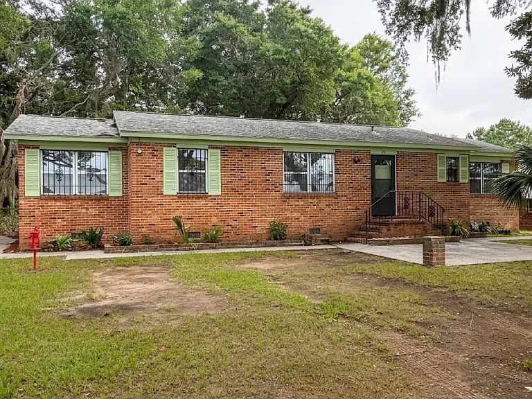 70 First Coleman Rd — Photo 1