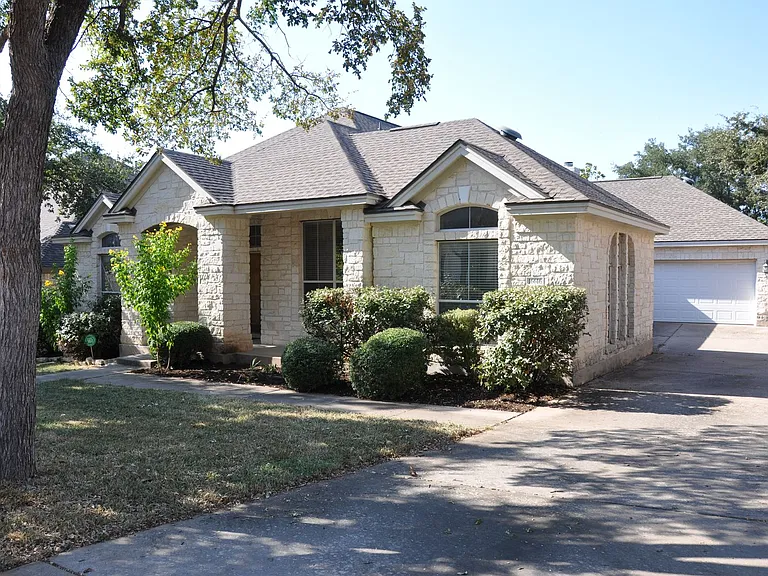 16616 Dalmahoy Dr — Photo 2