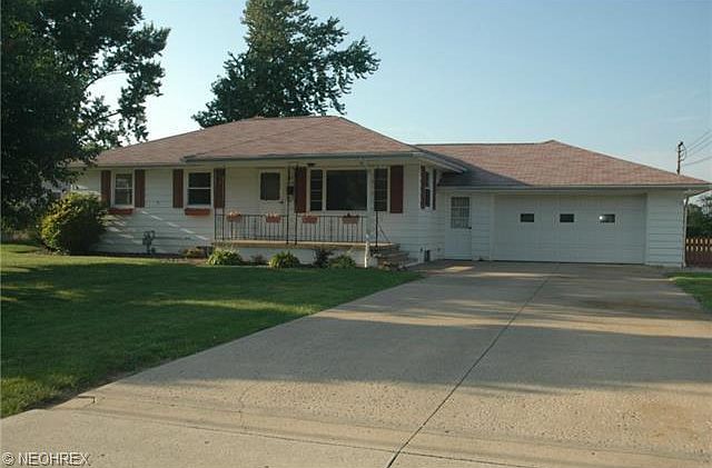 1st image of 745 Forde Ave #B