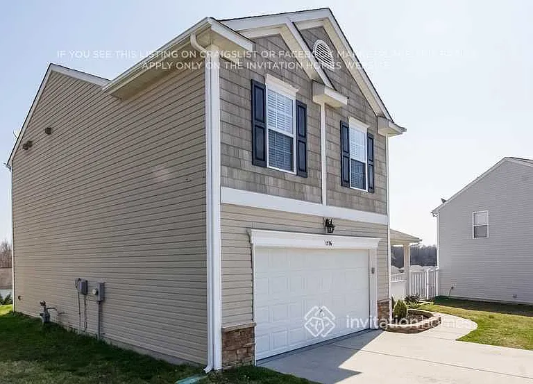 1536 April Knoll Ct — Photo 2