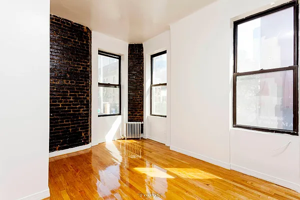 Rented by Compass | media 11