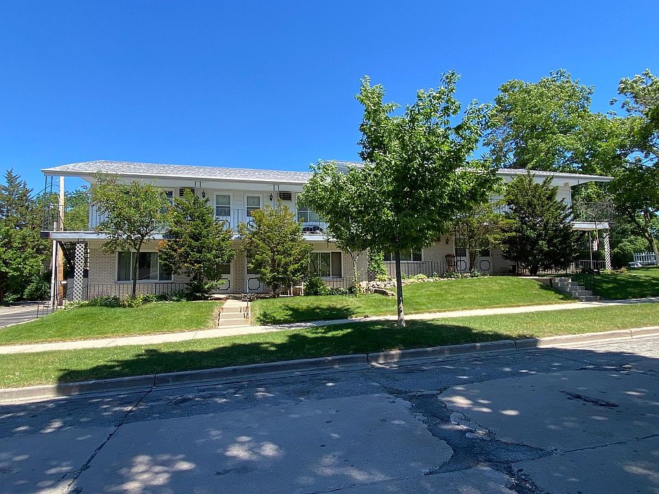 3270 S 49th St #8, Milwaukee, WI 53219 | Zillow