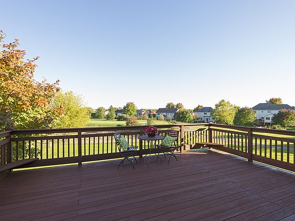 3rd image of 2769 Eagle Valley Dr