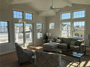 23 E 39th St, Brant Beach, NJ 08008